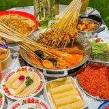 串串脑袋在滨江道，只认这一家！