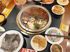 -沸炉重庆老火锅(军事博物馆店)