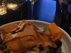 烟熏三文鱼色拉-wineapp葡萄酒餐吧(外滩金融中心店)