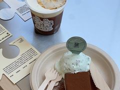 -HUGS coffee(东区店)