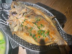 -蜜桃餐厅·伴山(湖滨商业街店)