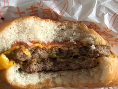 双层吉士汉堡包-麦当劳(朝阳北路店)