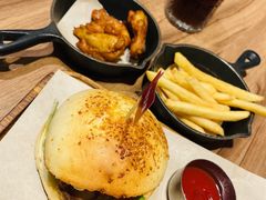 -必胜客(磁器口店)