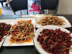 -小四川美食馆(幸福路店)