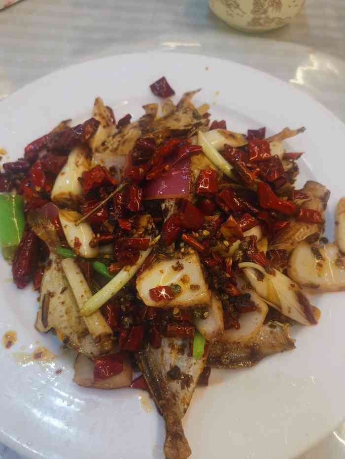 叶老幺重庆江湖小酒馆-"垃圾店 小龙虾都是死的 喊老板.