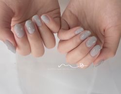 -Momo nail 日系美甲
