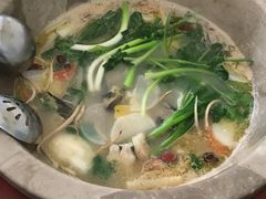 -姚记抚仙湖野生菌石锅鱼庄
