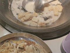 -陈大锅·岳阳鱼馆·地道岳阳菜(美食街店)