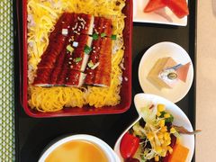 -亮马河饭店翠雅咖啡厅