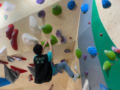 -ROCKPLUS攀岩馆(环宇城店)