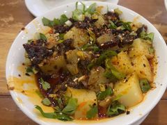 -胡成记口蘑龙眼包子(盐道街店)