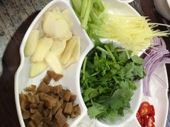 配菜-官塘锋记鱼生·生腌·砂锅粥(牌坊街店)