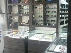 -视野联行眼镜蔡司·依视路官方授权店(顺城店)