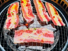 -蚂蚁洞·烤肉大营地(上海静安大悦城店)
