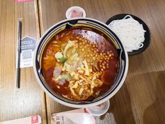 麻辣肥肠米线-阿香米线杭州西湖银泰文化广场餐厅
