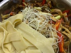焖烧鸡-弓虽昌焖烧鸡(大竹林店)