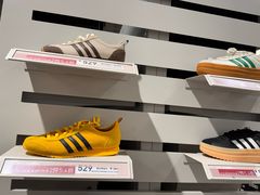 -沃尔玛(前山店)