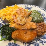 在国王冰室吃到了惊喜的汉堡和松饼冰淇淋