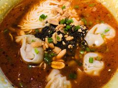 老汤馄饨担担面-京城小江南·北京烤鸭·江南土菜·白鱼(中关村店)