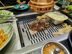 -臻牛烤肉