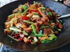 干锅牛杂-牛八宝桂林米粉(八里庄店)