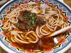 -鑫花溪牛肉米粉(人民广场店)
