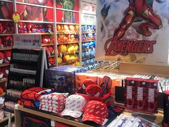 -名创优品(北京新中关购物中心地铁层店)