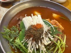 -喇喇排骨火锅·传统韩式脊骨汤(望京西园总店)