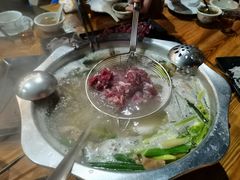 -牛一煲美食(江高店)