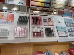 -名创优品(海珠乐峰广场店)