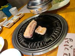 厚切五花肉-唯成•韩国炭火烤肉 유성고기