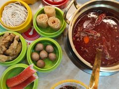 -卤小弄热卤转转小火锅