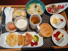 -南京夜泊秦淮君亭酒店·金陵书画院