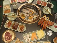 -梨花甄选自助烤肉(小寨原力场店)