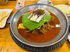 -喇喇排骨火锅·传统韩式脊骨汤(望京西园总店)