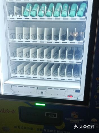 连发垃圾袋都用上机器了