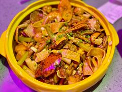 -多嘴超级肉蟹煲(欧亚卖场店)