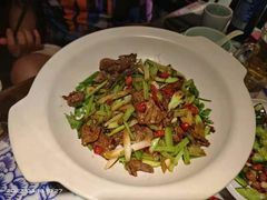 -卢大鲜鱼头捞饭(美利广场店)