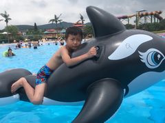 -汤山欢乐水世界