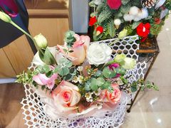 -谷莠子花艺气球派对·绿植造景·花艺沙龙(东海缤纷天地店)