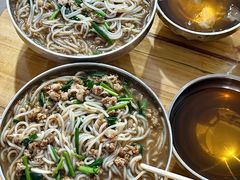 -正宗杨记普洱酸醋米线(总店)