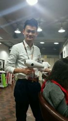 -镁连社·美联社