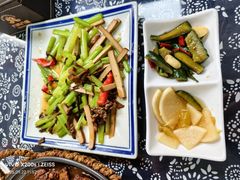 -八两八金·莱芜特色炒鸡(市南漳浦路店)