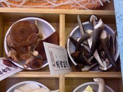 -阿婆情腊排骨火锅(金虹路店)