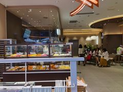 面包甜点陈列柜-奈雪的茶(时代天街店)