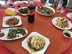 -凤嫂农家乐(梁弄店)