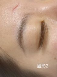 -一个差评成就的纹眉店