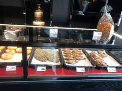 -Salon de The de Joel Robuchon(外滩18号店)