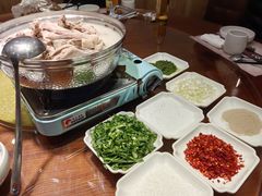 -青瓦餐厅·生鱼片·韩园烤肉(西塔店)