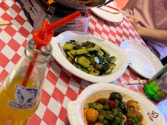 -霸气大叔干锅鸭头·龙虾烧烤·川菜·赛事直播(三里屯店)
